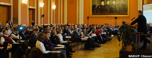 Mehr als 250 Delegierte trafen sich im Roten Rathaus in Berlin.