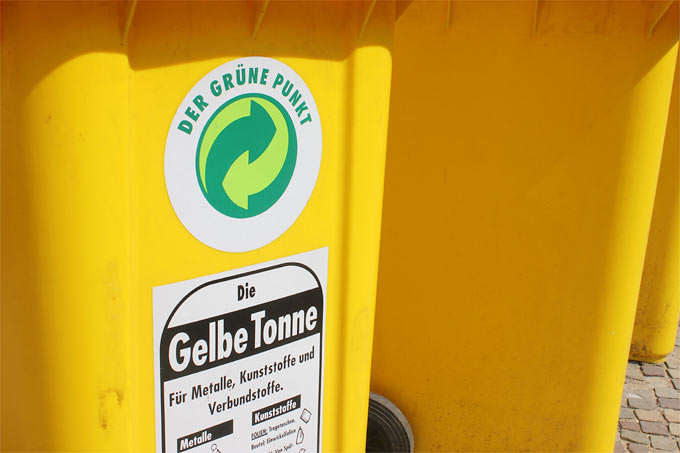 Gelbe Tonne für Verpackungsabfälle - Foto: Helge May