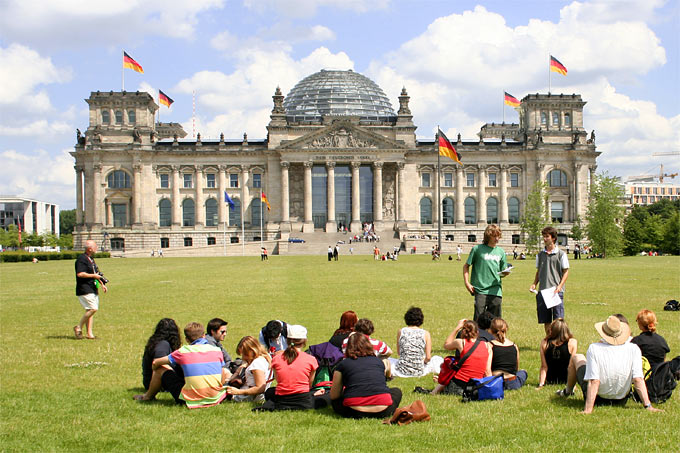 Reichstagsgebäude, Sitz des Deutschen Bundestages - Foto: Helge May