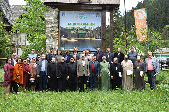 Konferenz im Rahmen des NABU-Projekts: Anpassung der lokalen Gemeinden an die Erweiterung der Nationalparks der Karpaten durch gemeinsame Anstrengungen von Kirchen und NGOs.