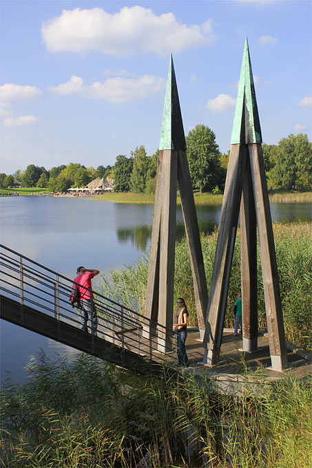 Seebrücke im Britzer Garten - Foto: Helge May
