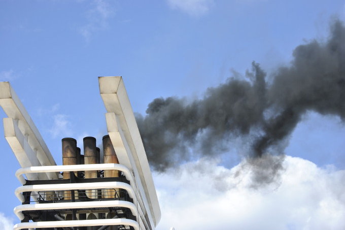 Schiffsabgase sind eine immense Belastung für Umwelt und Gesundheit - Foto: NABU/Schulte